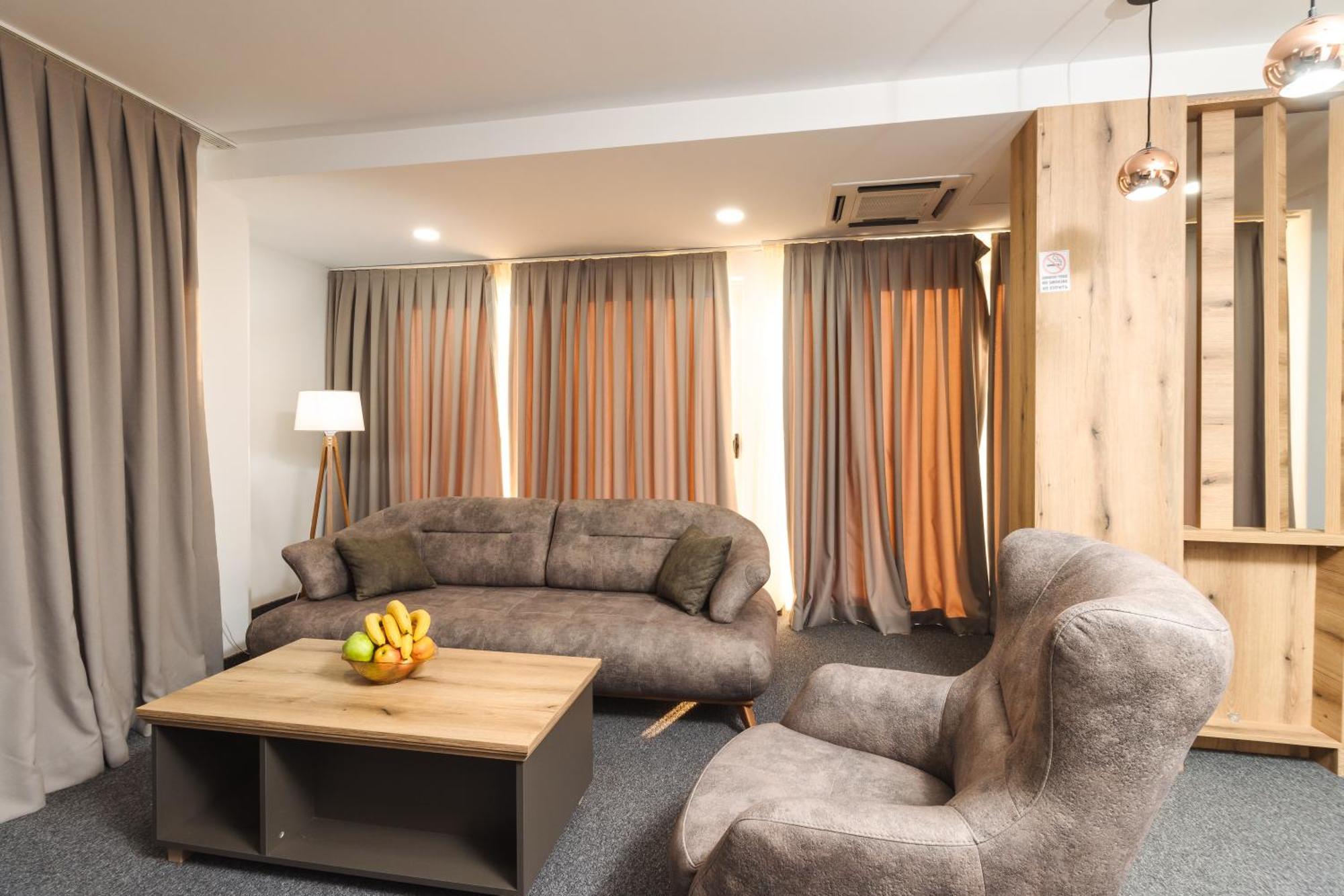 Lux Hotel M 도브라 보다 외부 사진